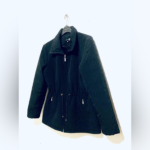 Ellen Tracy Black Quilt Winter Jacket XL Zip Drawstring Waist Plush Lining EUC - Picture 4 of 10